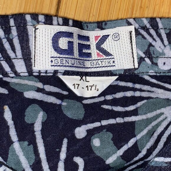 Batik Genuine GEK Mens Size Extra Large 17-17.5 Button Up Hawaiian Camp Shirt - Picture 4 of 5